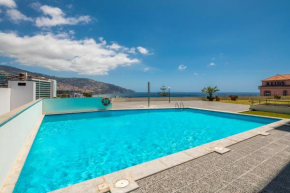 Miramar Apartment with pool by HR Madeira